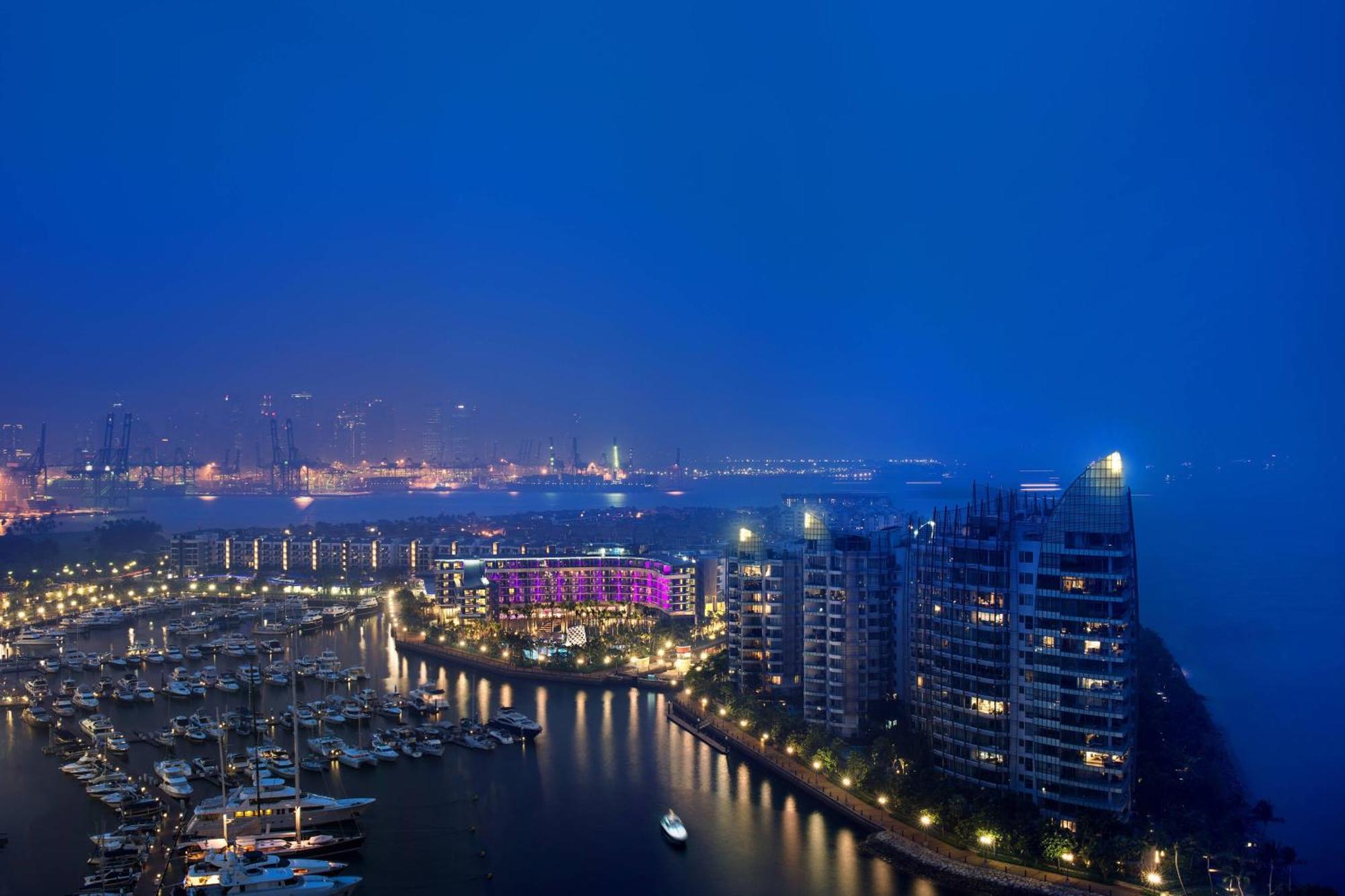 W Singapore - Sentosa Cove Singapura Exterior foto Marina del Rey at night
